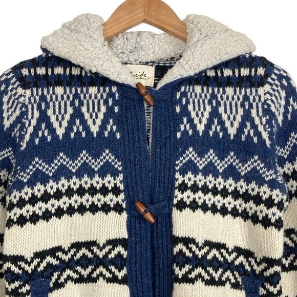 Telluride Knit Hooded Toggle Closure Cardigan, Size Medium - Picture 2 of 15